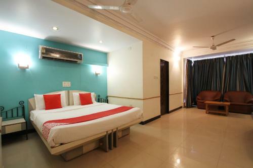 Oyo 23182 Hotel Dhammanagi Comforts