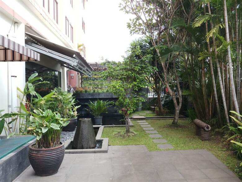Elegant 2br Apartment At Grand Setiabudi