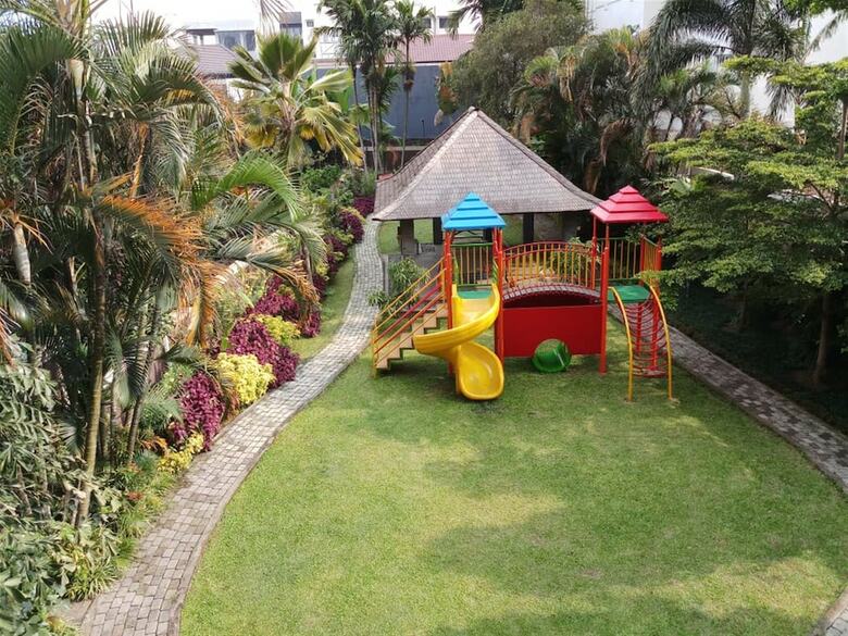Elegant 2br Apartment At Grand Setiabudi