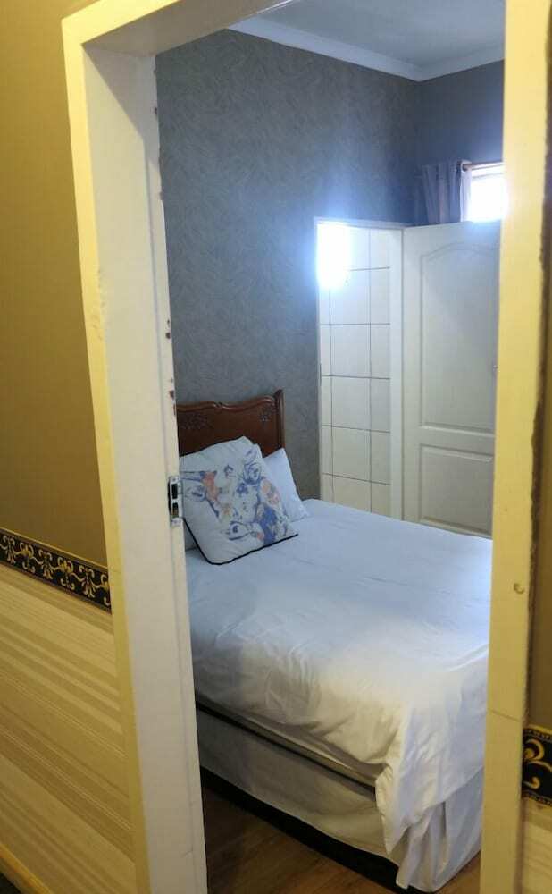 Hostal Umgwezi Lodge And Backpackers