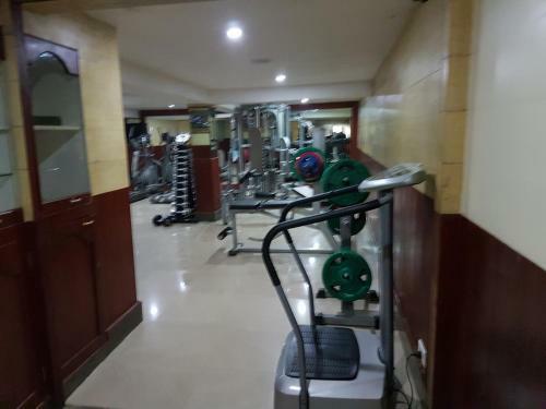 Hotel Ponmari Residencyy