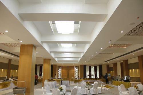Hotel Rudraksh Club And Resorts