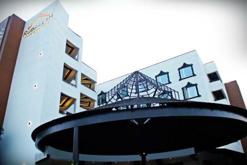Hotel Rudraksh Club And Resorts