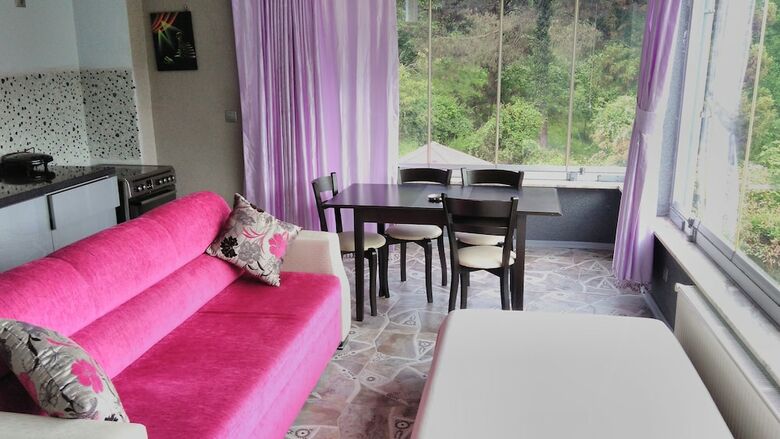 Cosy Park Apartment