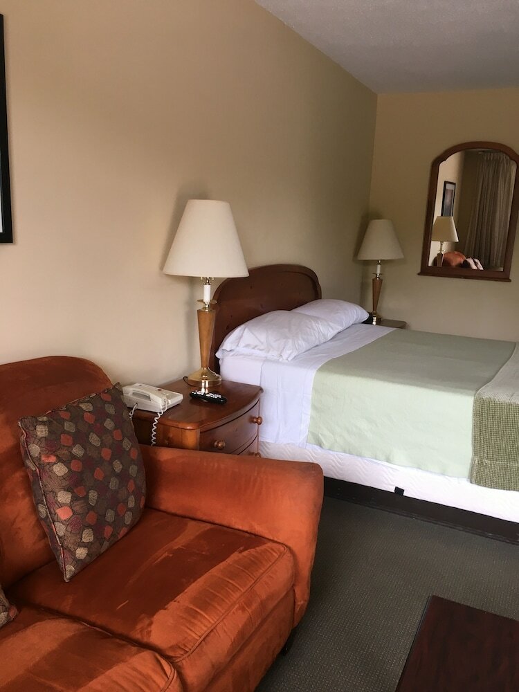 Aparthotel Ambassador Inn And Suites