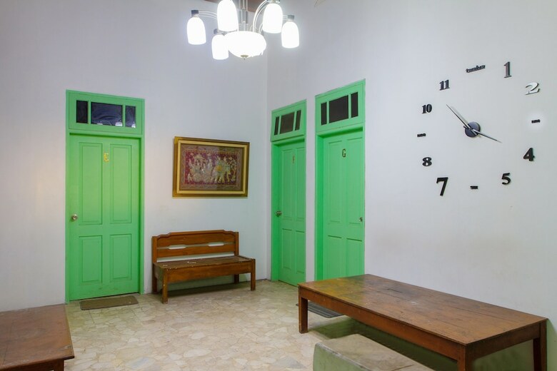 Hotel Oyo 502 Wisma Bukti