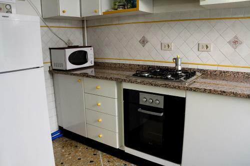 Hostal Guest House - Rooms Rent Cisanello