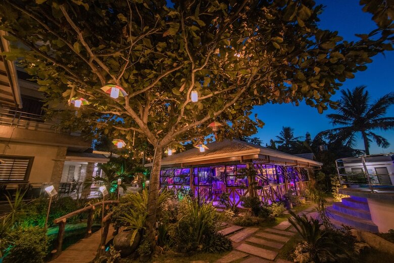 Rawis Resort Hotel