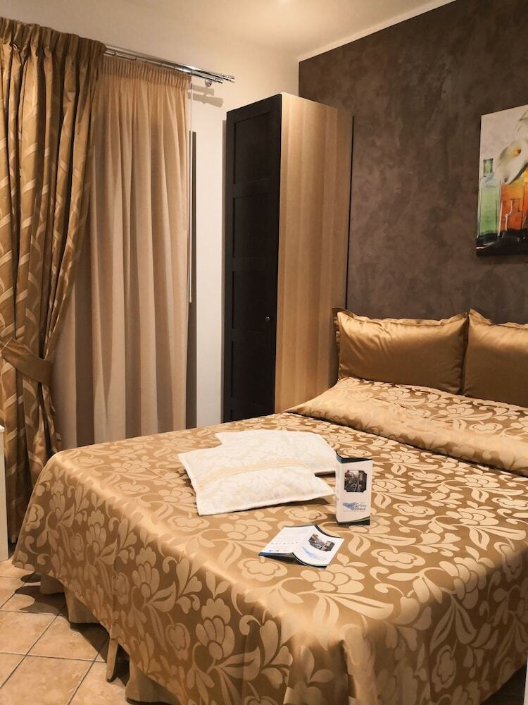 Hotel Affittacamere Selene Beach