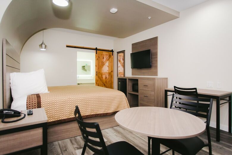 Motel Palace Inn- Louetta