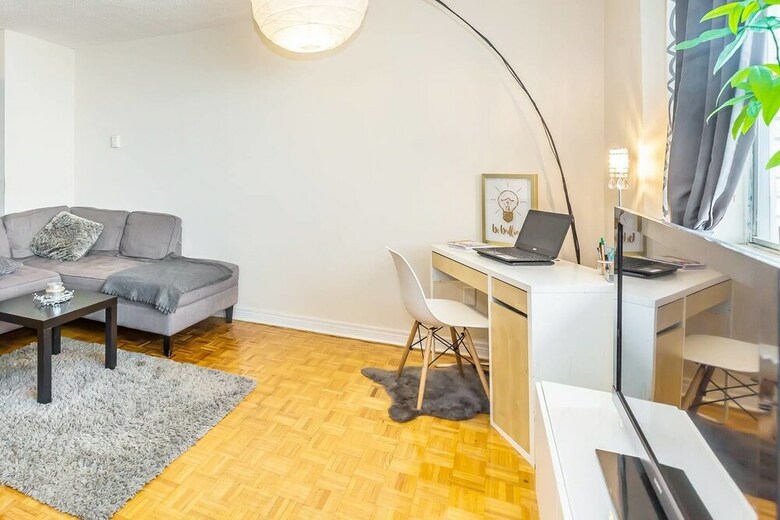 Apartamentos Downtown, Posh Penthouse, Walk Score 95