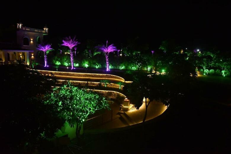 Man Singh Hotel And Resorts