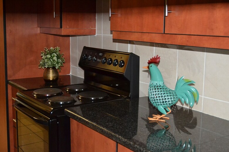 Villa Africa Emerald At 47 Petronella