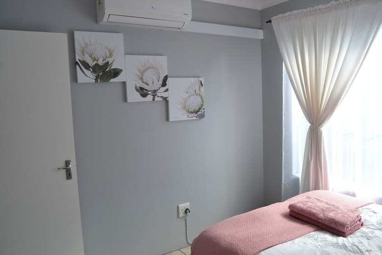 Villa Africa Emerald At 47 Petronella