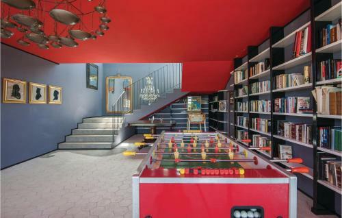 Seven-bedroom Holiday Home In Perugia