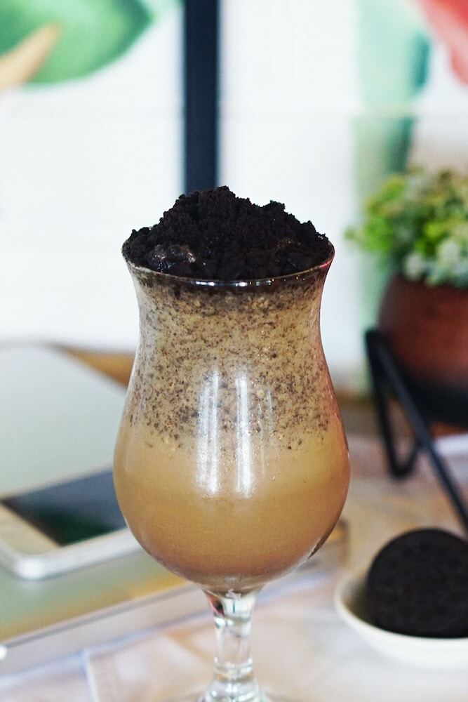 Avenzel Hotel & Convention Cibubur