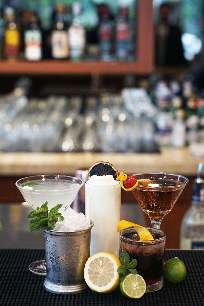 Avenzel Hotel & Convention Cibubur