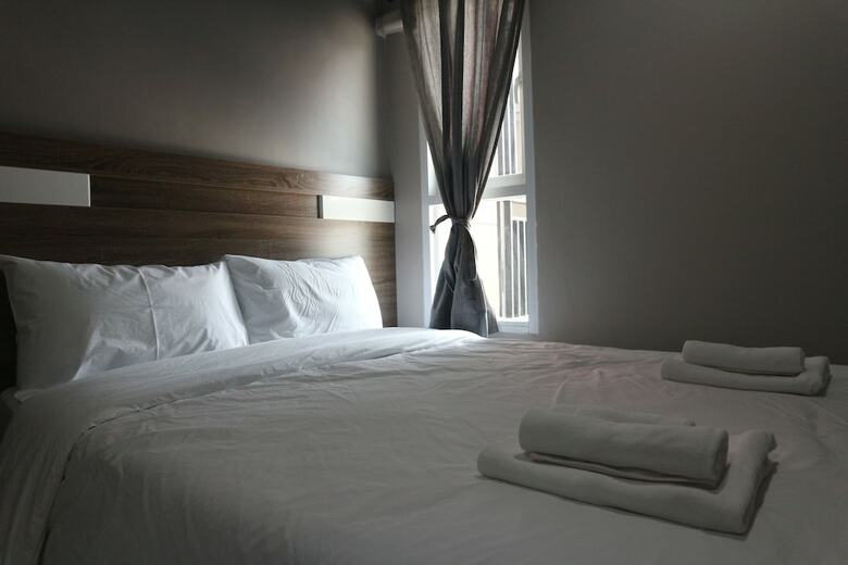 Hotel Pj Place  Service Apartment