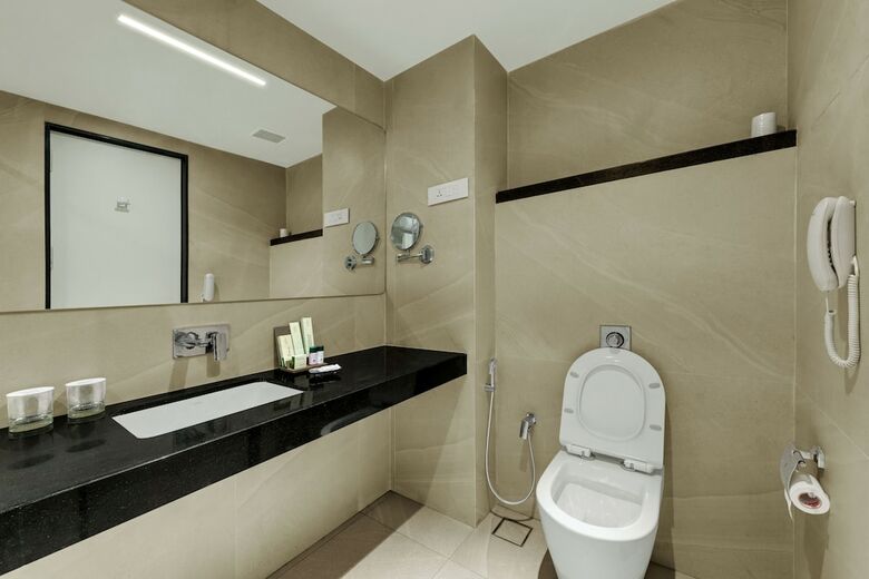 Hotel The Fern Residency Karad