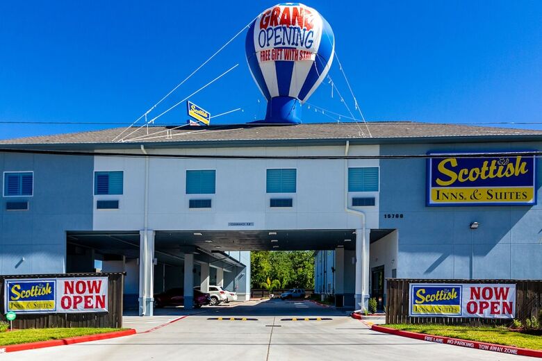 Hotel Scottish Inn & Suites