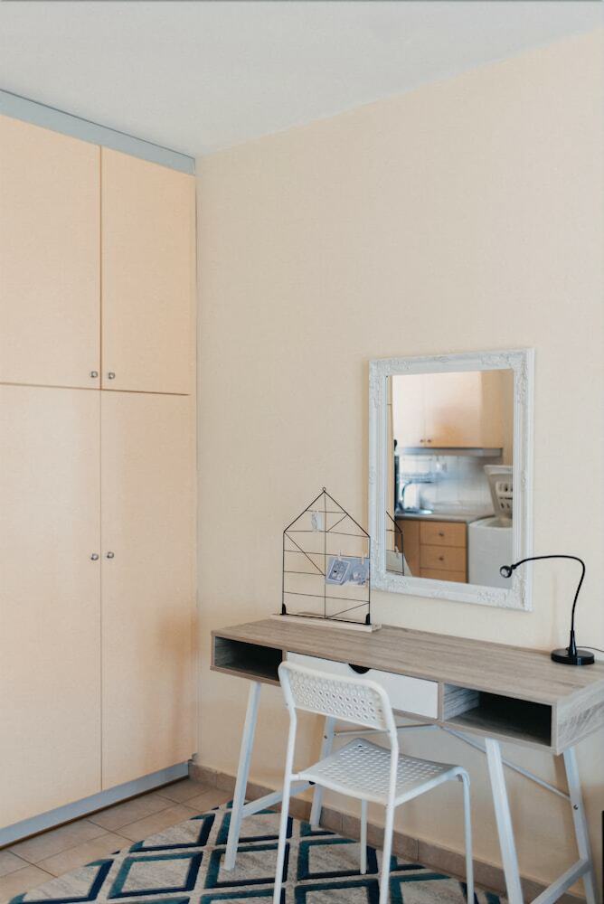 Apartamentos Best House Nirvana Patra