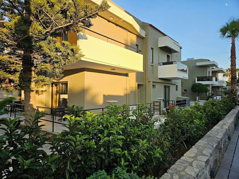 Aparthotel Petousis Hotel & Suites