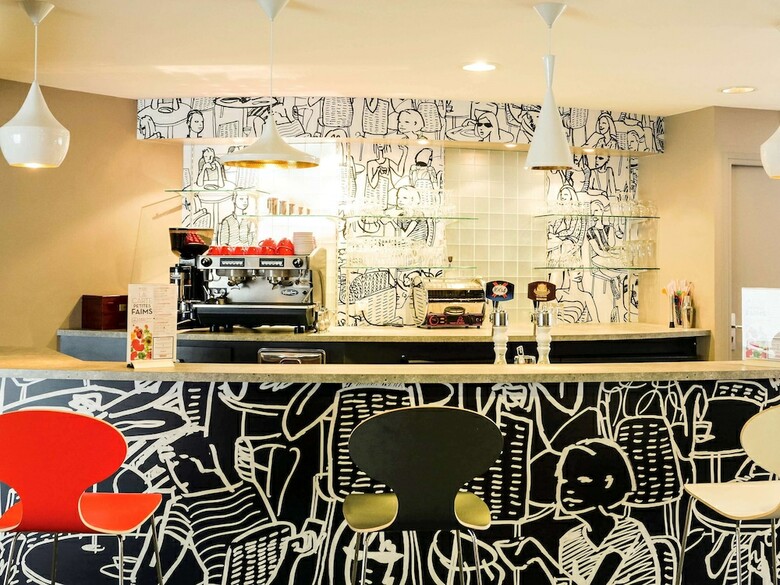 Hotel Ibis Laval Le Relais D'armor