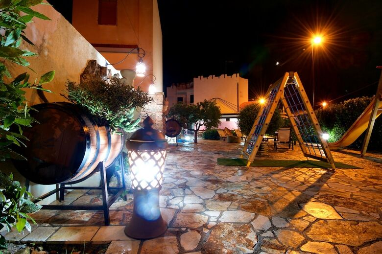 B&B Nilosira