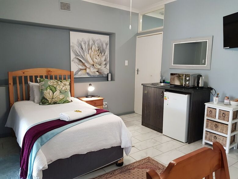 Bed & Breakfast Graceland Guest House