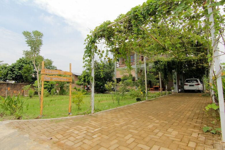 Hotel Bua Guest House