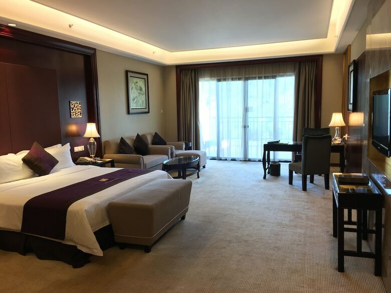 Green Lake Hot Spring Hotel