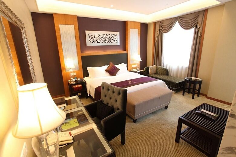 Green Lake Hot Spring Hotel