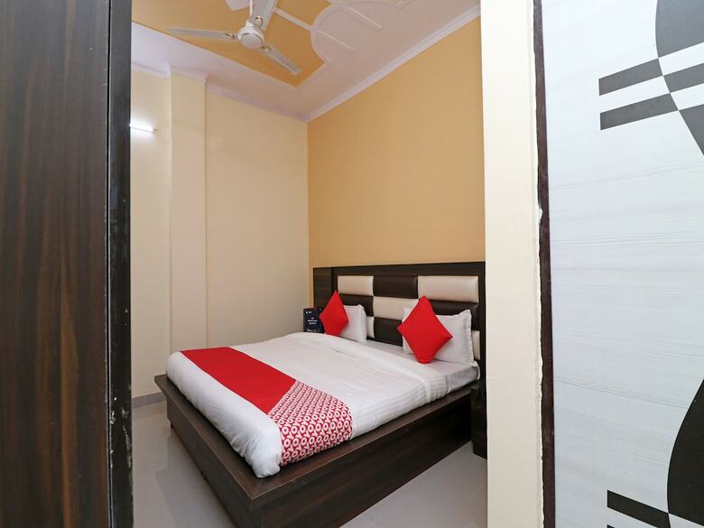 Oyo 16362 Hotel Ashiyana