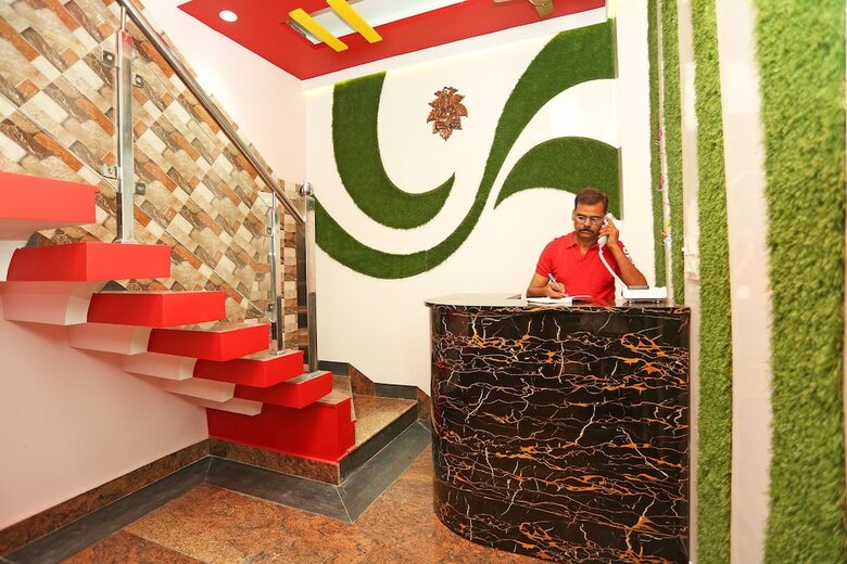 Hotel Oyo 18597 Satyam