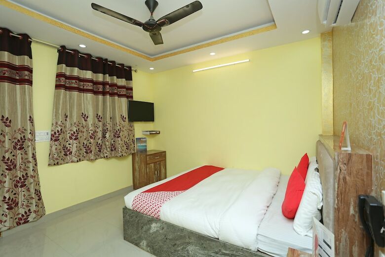 Hotel Oyo 18597 Satyam