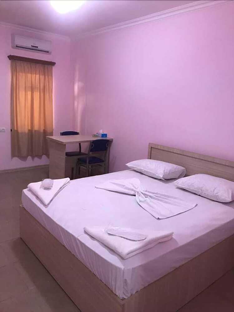 Green Garden Hotel