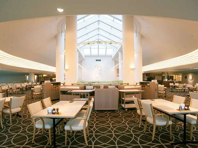Sunhills Hotel