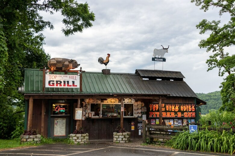 Hotel The Lodge At West River