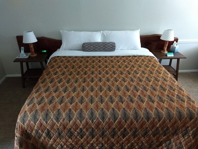 Hotel The Lodge At West River