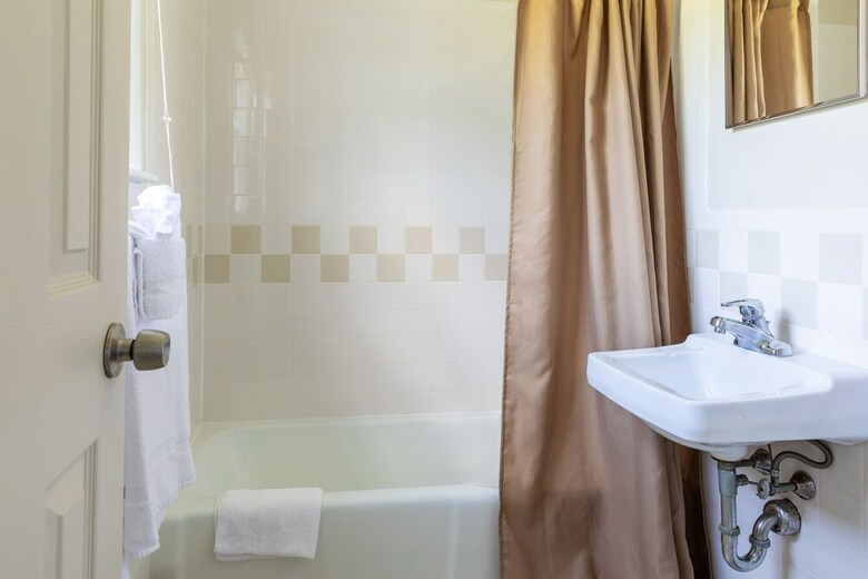 Hotel The Lodge At West River