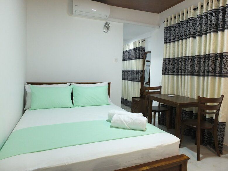 Bed & Breakfast Rest For Guests - Homestay