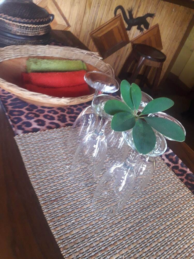 Posada Lesoma Valley Lodge
