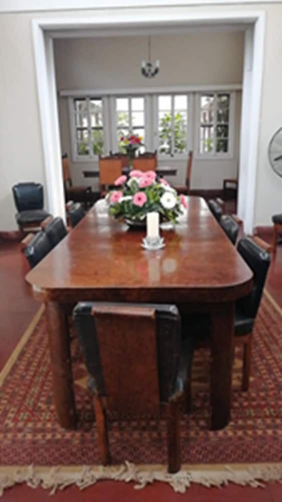 Hostal Vi�a Malva
