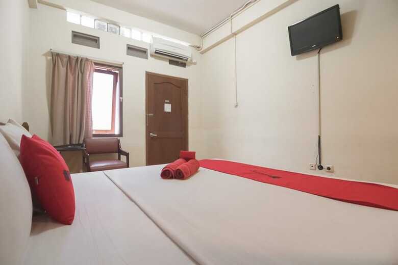 Hotel Reddoorz @ Buah Batu 3