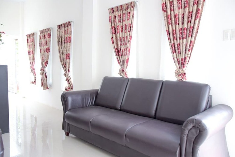 Hotel Reddoorz Near Uin Sumatera Utara