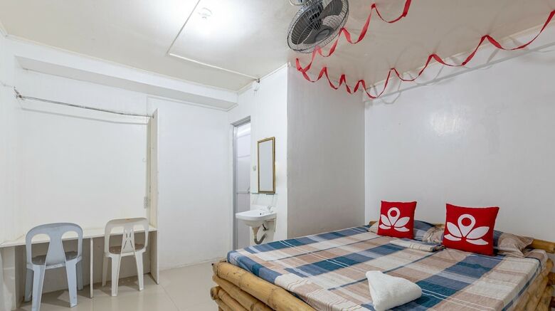 Hotel Zen Rooms Basic Iloilo Paraw Resort