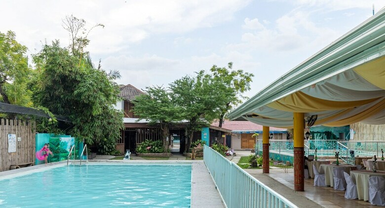Hotel Zen Rooms Basic Iloilo Paraw Resort