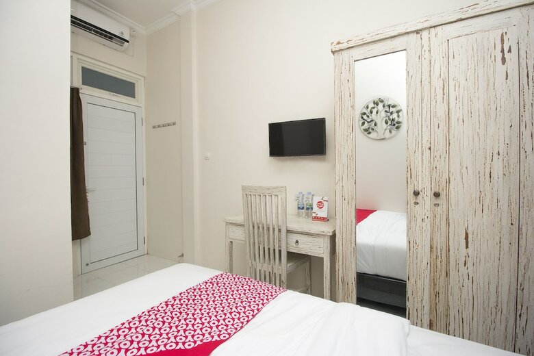 Hotel Oyo 647 Irooms Homestay