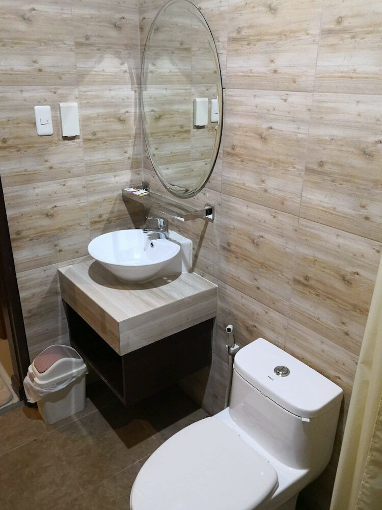Hotel Avisha Suites