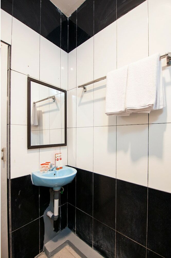 Oyo 529 Hotel Paninda